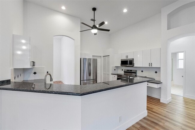 Building Photo - 22324 Rushmore Pl