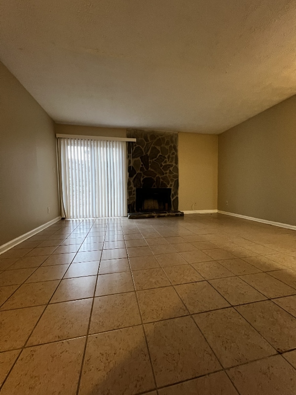 Building Photo - 6429 Baker Ct