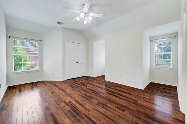 Building Photo - 5630 Ballina Canyon Ln