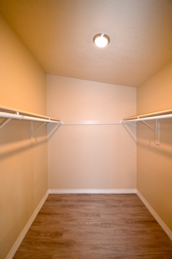 Building Photo - 1335 Ortiz Dr SE