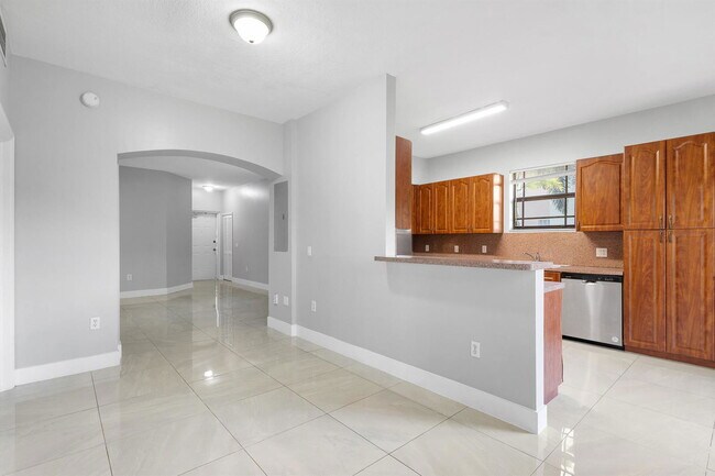Building Photo - 3585 NE 5th St