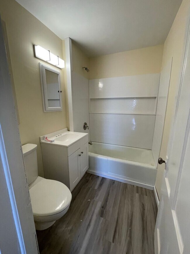 Building Photo - 57 N Willard St