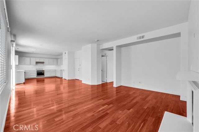 Building Photo - 15 Birchwood