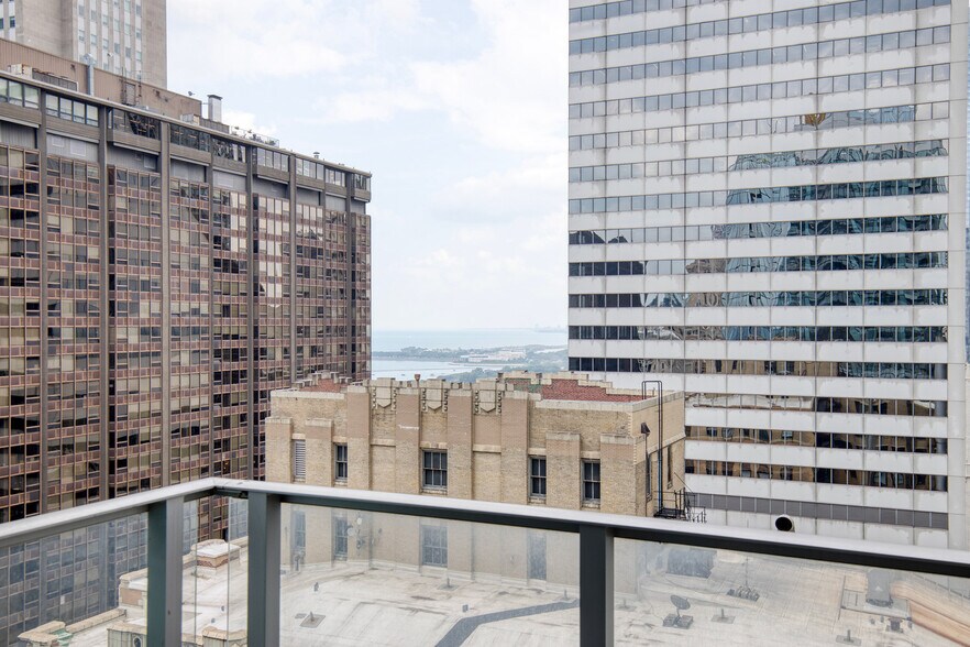 Building Photo - 201 N Garland Ct