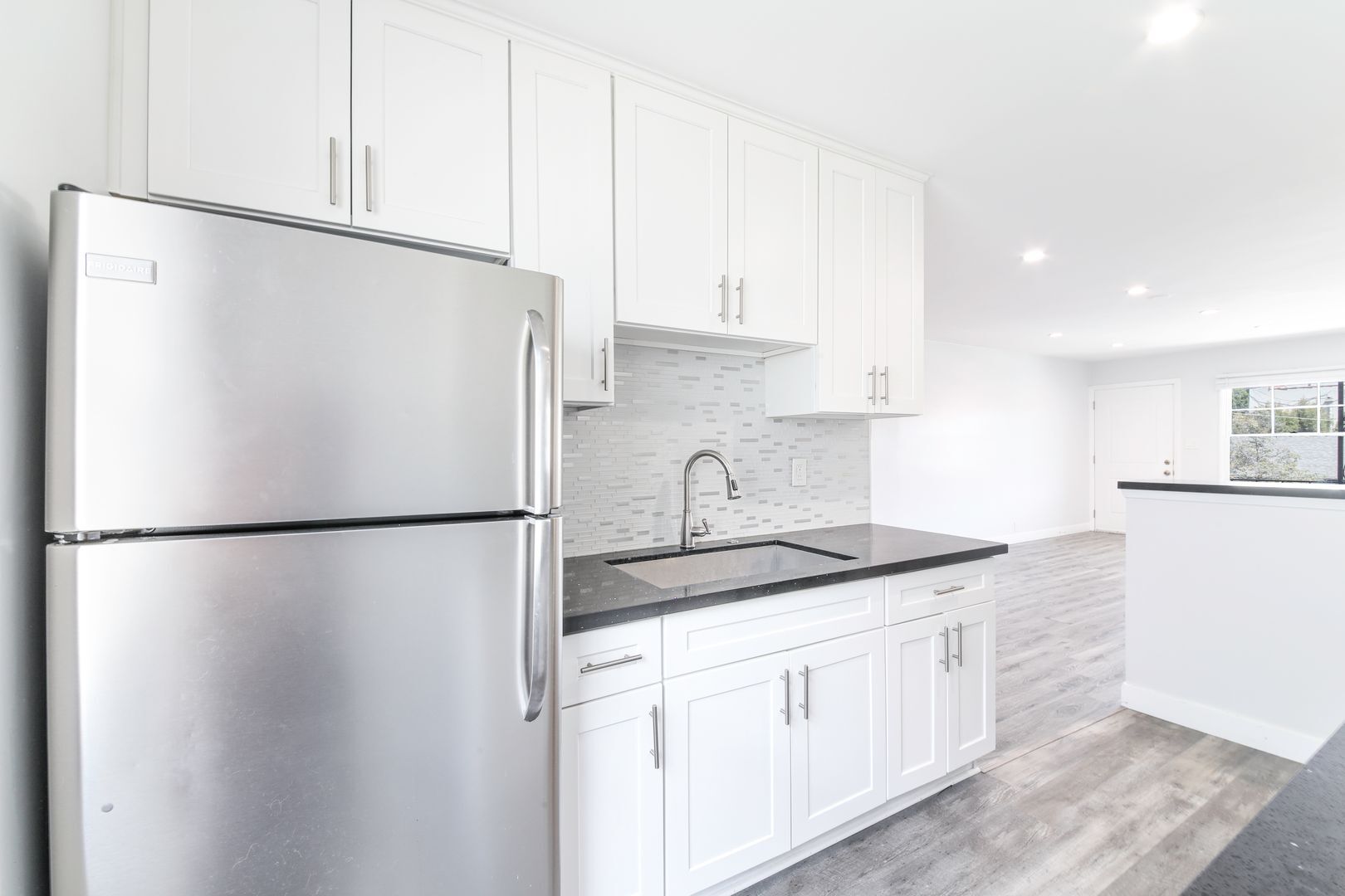 Building Photo - 241 Bonito Ave