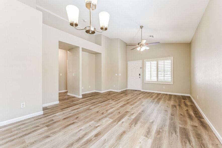 Building Photo - 40638 N Key Ln