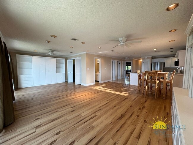 Building Photo - Waterfront Condo with Stunning Views – 2BR...