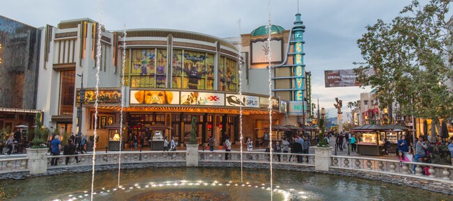 Building Photo - 437 S Cochran Ave