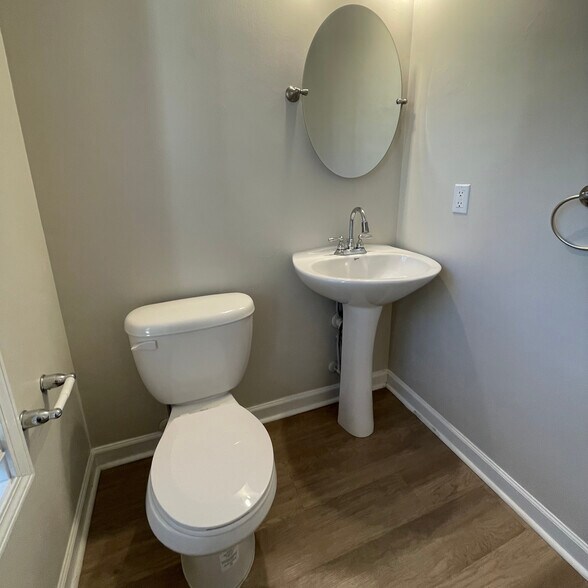 Building Photo - 3011 Michael Ln