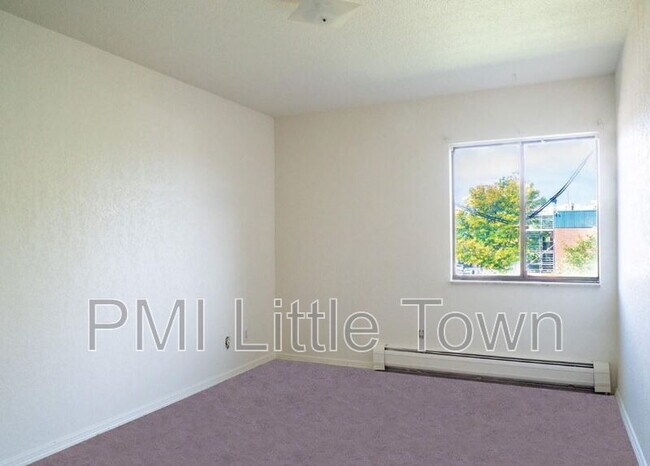 Building Photo - 5995 W Hampden Ave