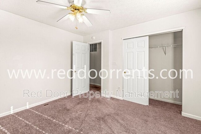 Building Photo - 679 Mountain Pine Dr