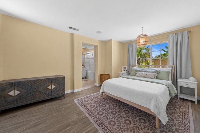 Building Photo - 1732 Wolf Canyon Loop