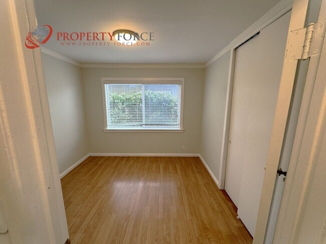 Building Photo - 116 Madrone Ave