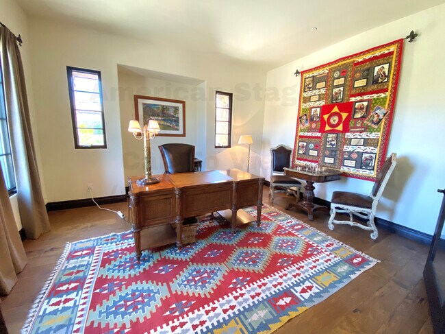 Building Photo - 347 Island Oak Ln