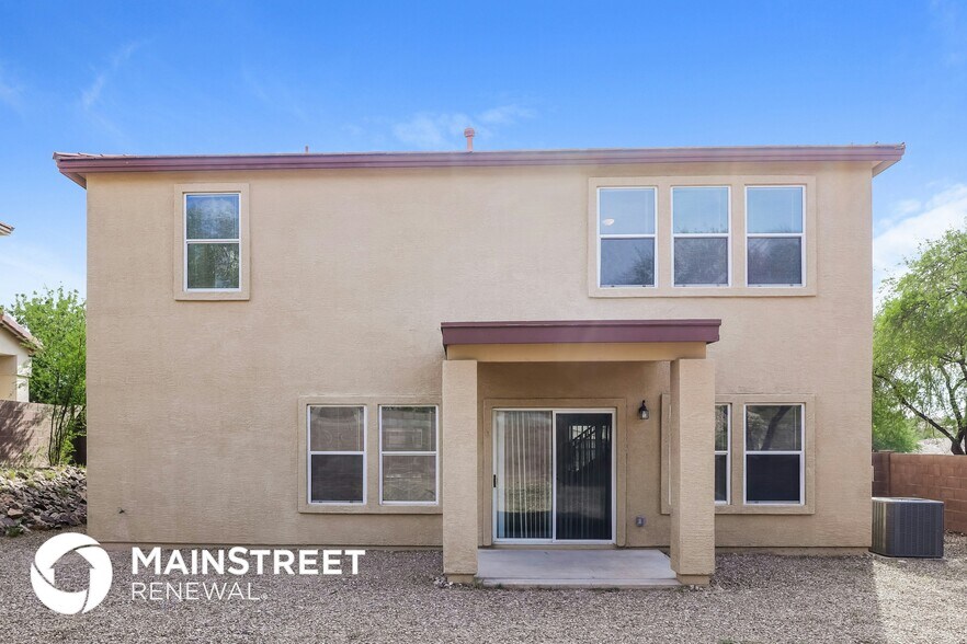 Building Photo - 13621 E Hampden Green Way