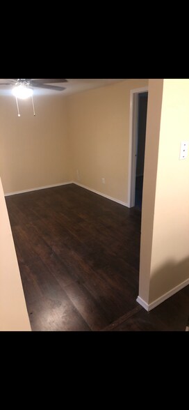 Building Photo - 295 Hostler Rd