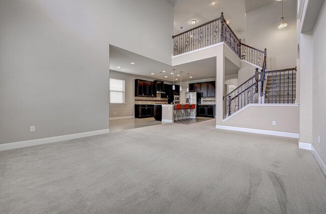 Building Photo - 5821 Viejo Dr