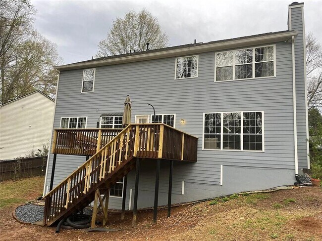 Building Photo - 615 Tammany Pointe