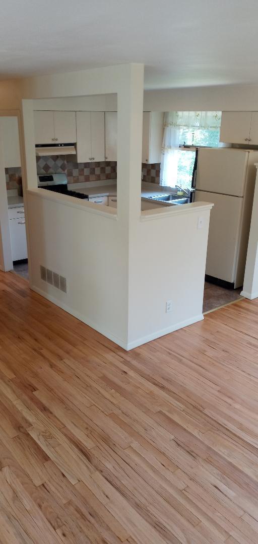 Building Photo - 430 Waubun Dr