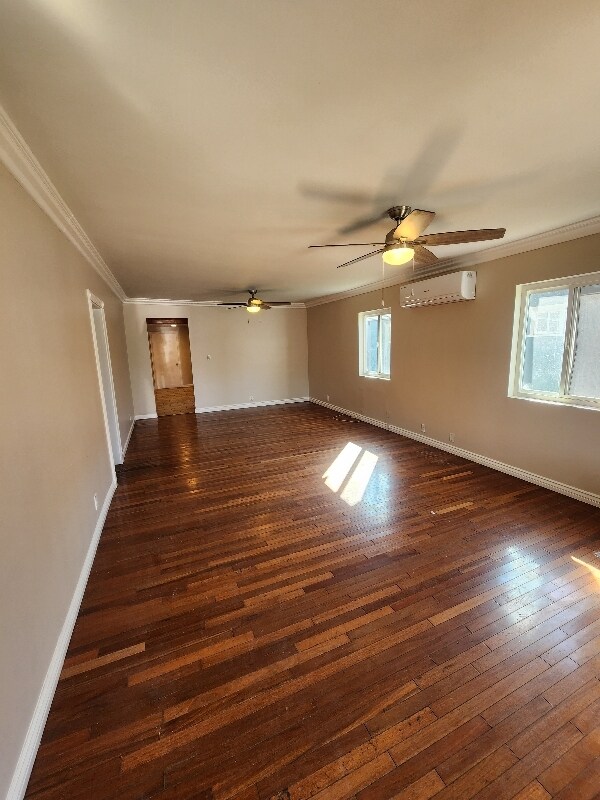 Building Photo - 2730 Lime St