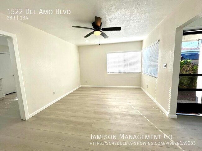 Building Photo - 1522 Del Amo Blvd