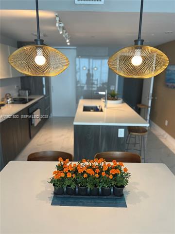 Building Photo - 3131 NE 7th Ave