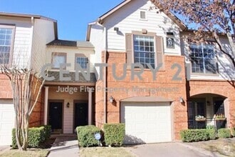 Building Photo - Wonderful 2-Story 3/2/1 Townhouse in Plano...