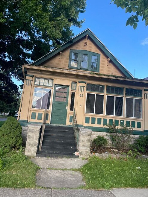 Building Photo - 65 Domedion Ave