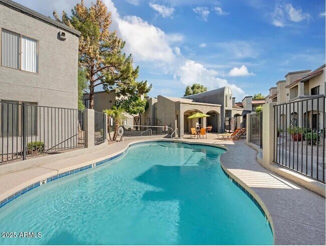 Primary Photo - 5750 N 59th Ave