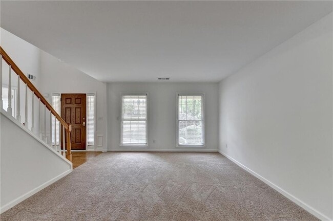 Building Photo - 6535 Ganton Dr