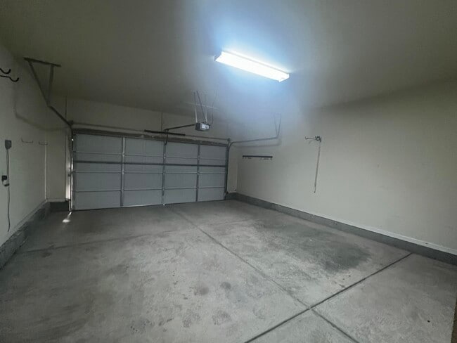 Building Photo - 3625 Galloway Ln