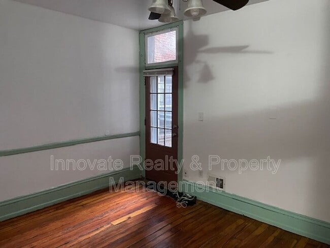 Building Photo - 4416 Locust Ave