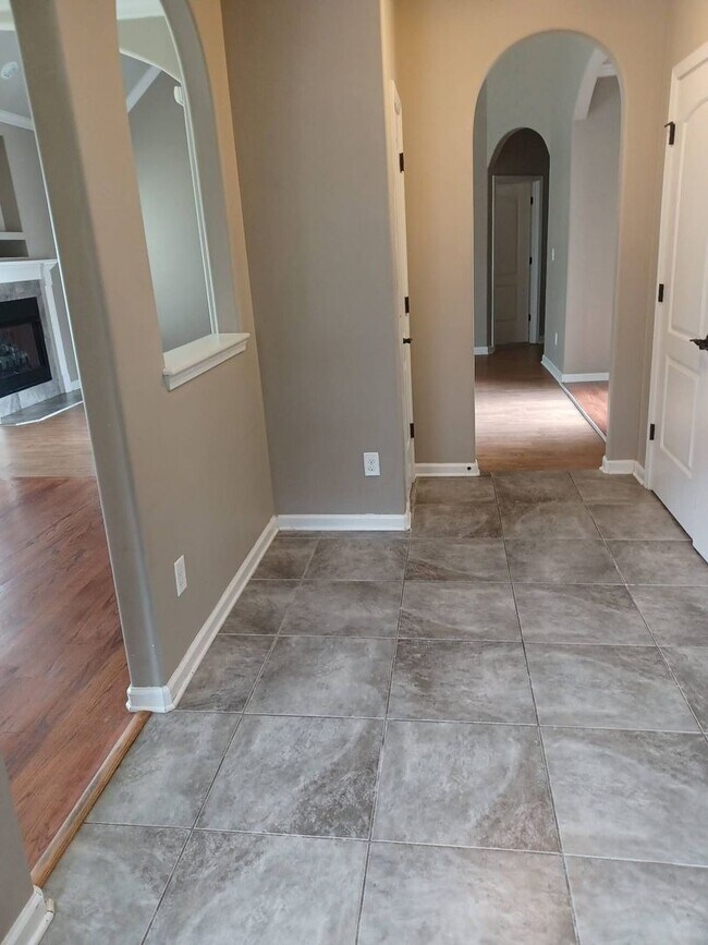 Building Photo - 1486 Cobra Ln