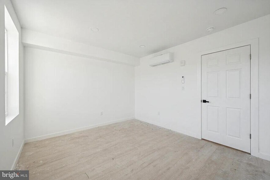 Building Photo - 3413 N 19th St