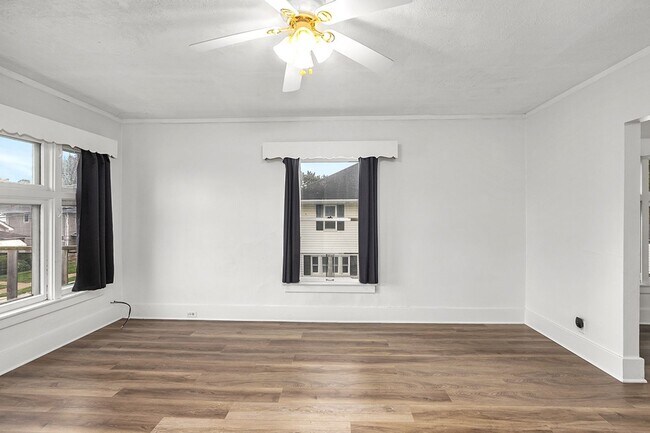 Building Photo - 1639 Wendler Ave SW