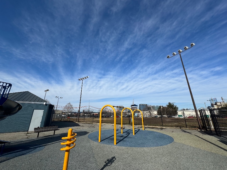 Building Photo - 1314 S 29th St