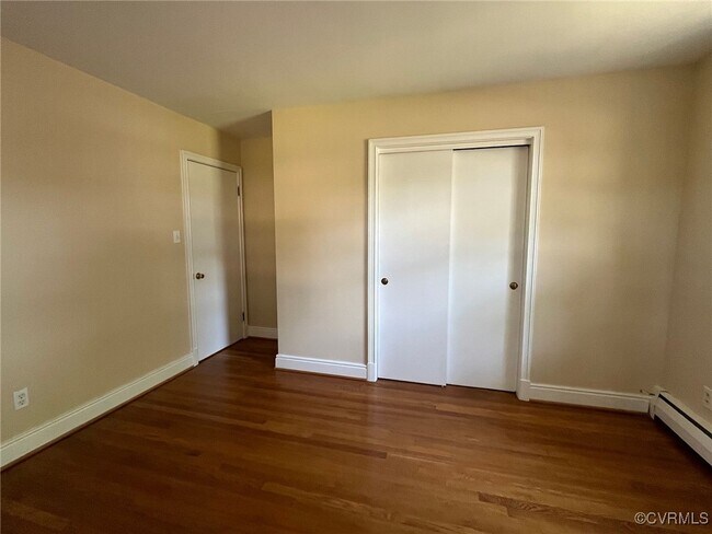 Building Photo - 9301 Newhall Rd