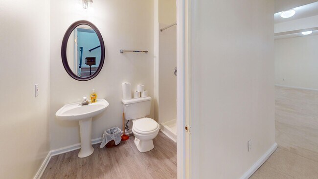 Building Photo - 26071 Ridge Manor Dr