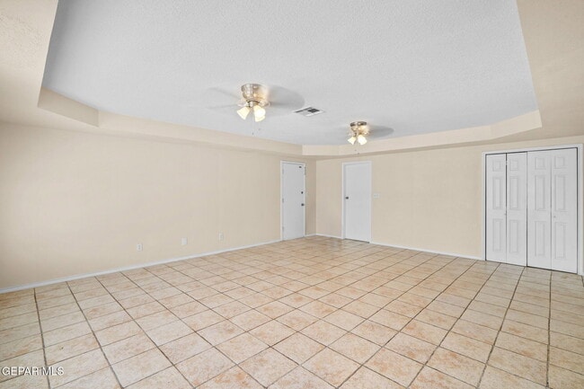 Building Photo - 5640 Van Horn Dr