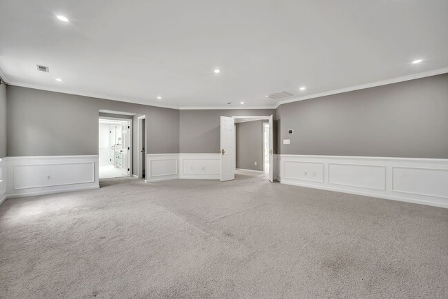 Building Photo - 20195 Hidden Creek Ct