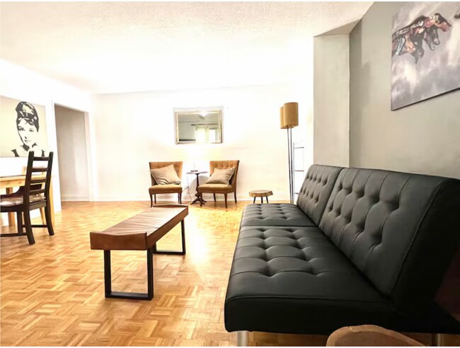 Building Photo - High Rise Luxury