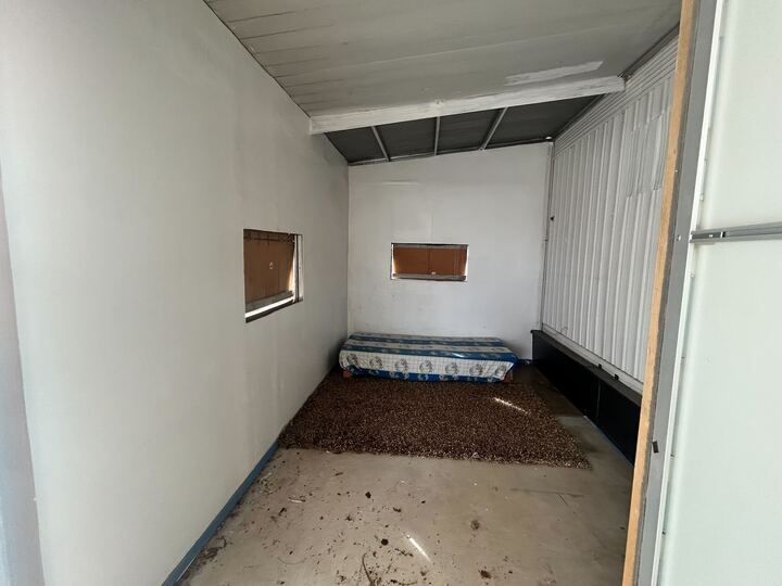 Building Photo - 530 S Alma School Rd