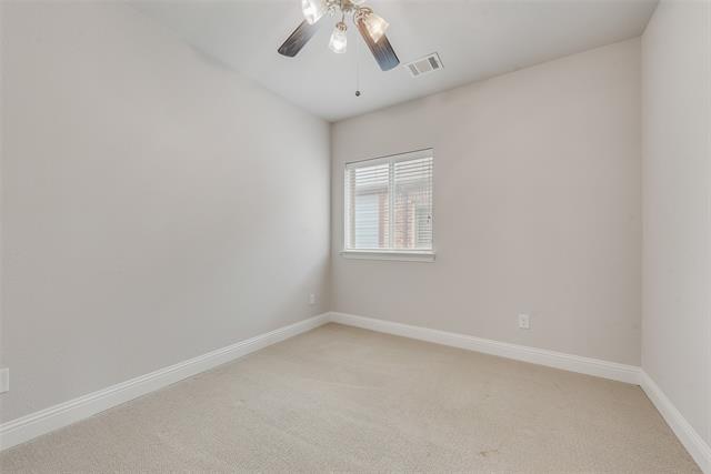 Building Photo - 1127 Piedmont Ln