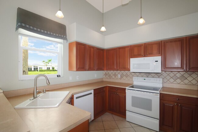 Building Photo - Plantation Golf and Country Club Annual Ho...