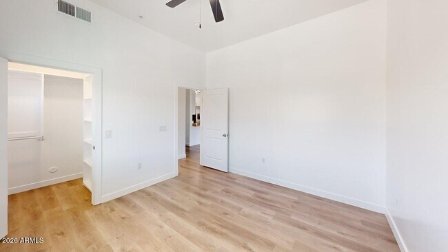 Building Photo - 9160 N 67th Ave