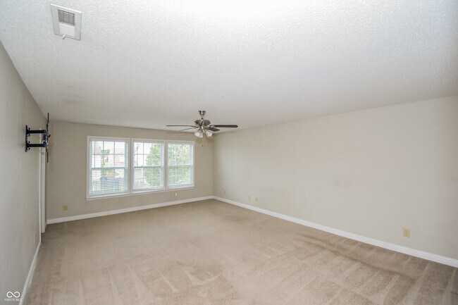 Building Photo - 8208 Firefly Way