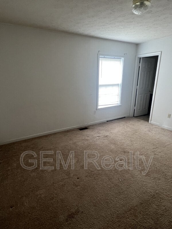 Building Photo - 9824 Coventry Creek Dr