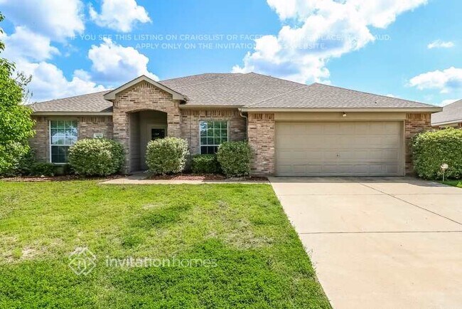 Building Photo - 4808 Bluebird Ln