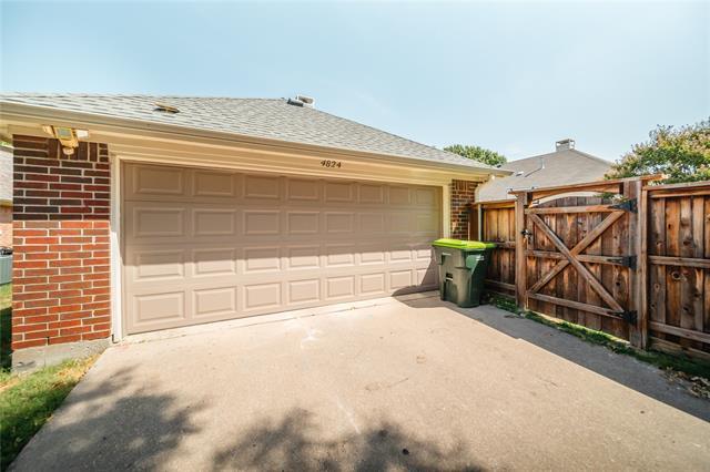 Building Photo - 4824 Holly Berry Dr