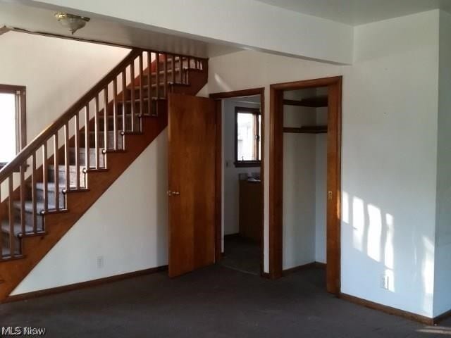 Building Photo - 137 Grove Dr